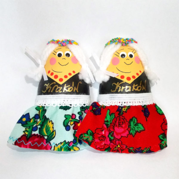 Lalka drewniana magnes Kraków-0